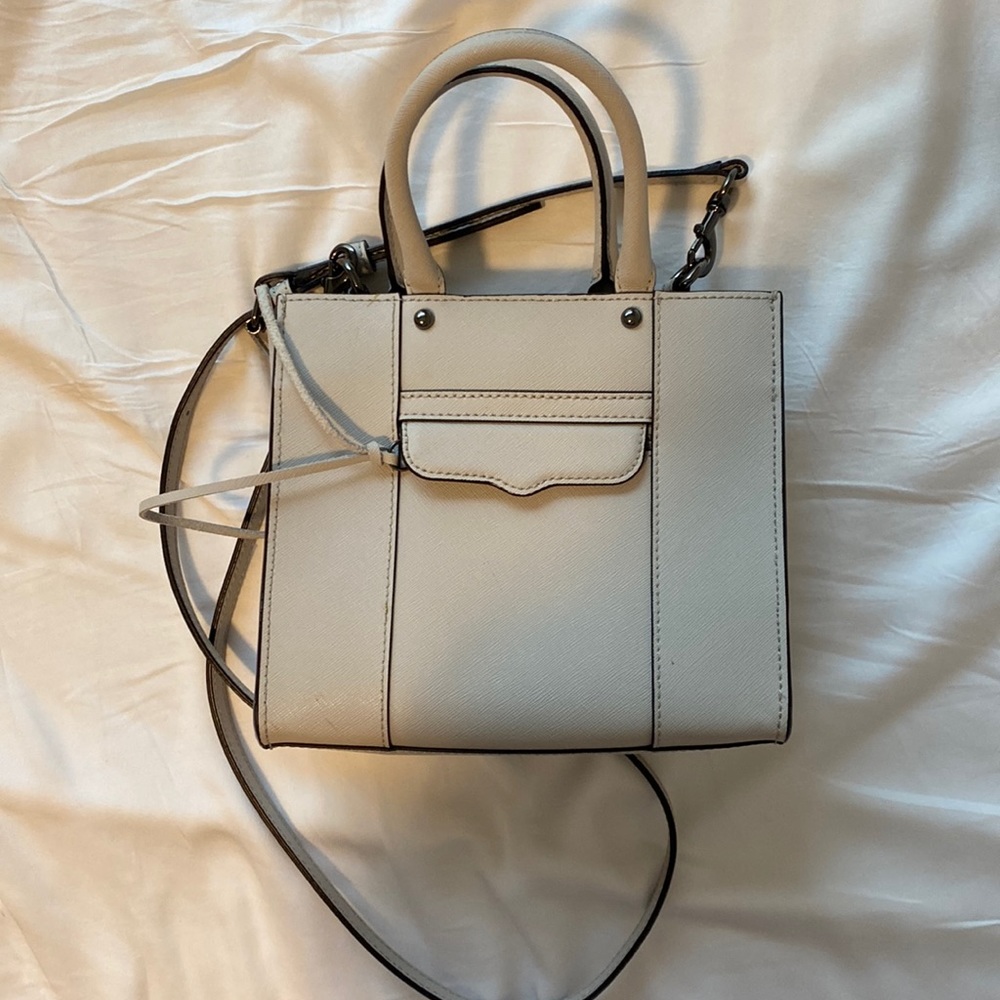Rebecca Minkof cross body bag in light grey.